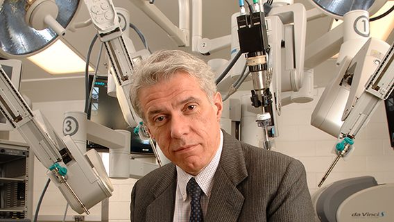 რევოლუციური მედიცინა — დოქტორ პიერ ჯუზეპე ჯულიანოტის რობოტული ქირურგია 