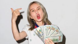 TMZ: Lil Tay-ის ოჯახი ამბობს, რომ რეპერი ცოცხალია, მისი Instagram გვერდი კი გატეხეს 