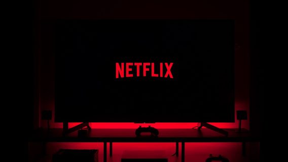 Netflix ბორტგამცილებლის ვაკანსიას აცხადებს და წელიწადში $385 000-ს სთავაზობს